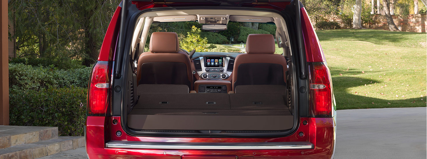 Comparison Chevrolet Tahoe SUV 2015 vs Chevrolet Traverse High